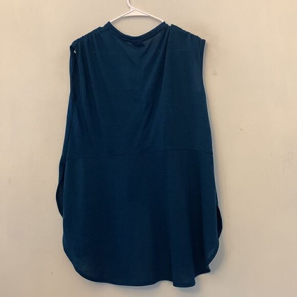 Sweet Pea for New York and Co teal sleeveless maternity blouse Size XS NWT - Picture 4 of 7